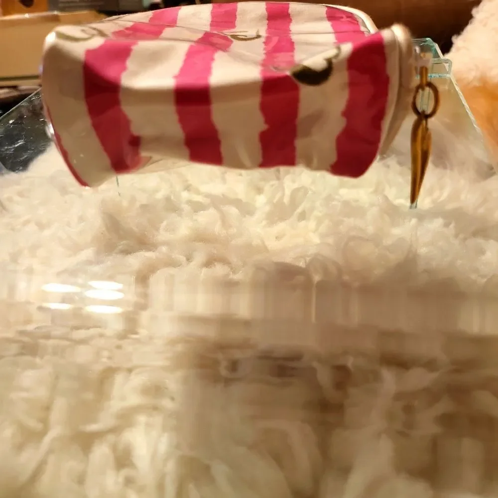 Victoria secrect Square bag